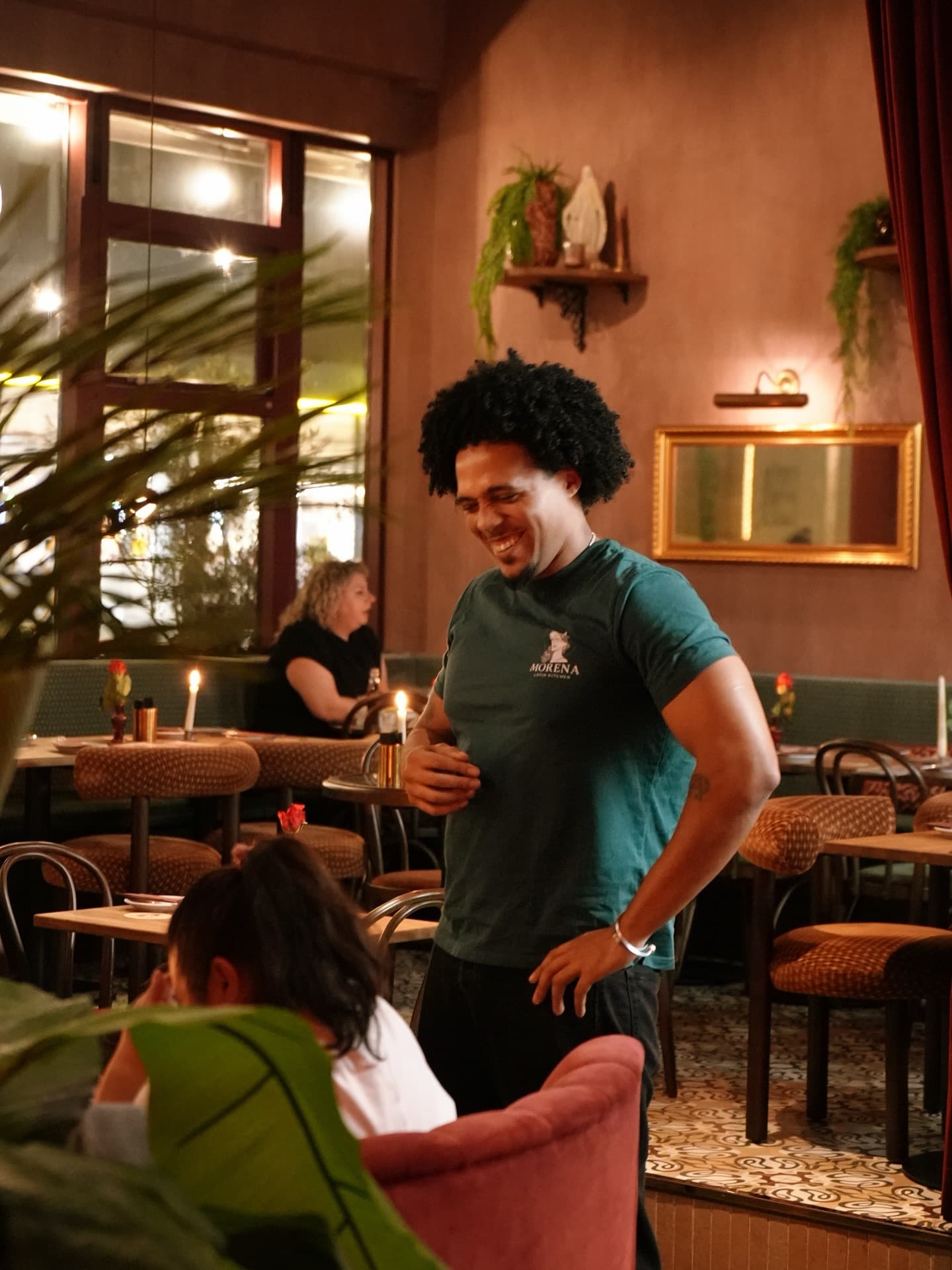 Een warm moment in de eetzaal van Morena